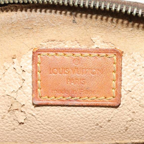 LOUIS VUITTON Monogram Trousse Demi Ronde Cosmetic Pouch M47520 LV Auth 76783 - Picture 10 of 16